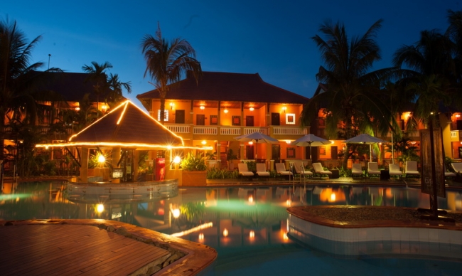 Vinh Hung Riverside Resort & Spa